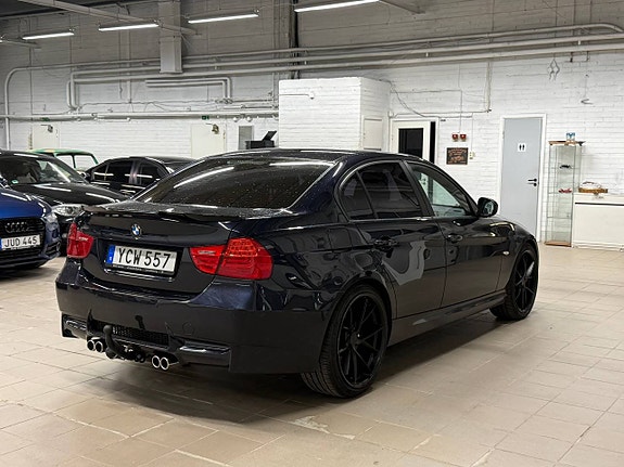 BMW 318d 5 of 10