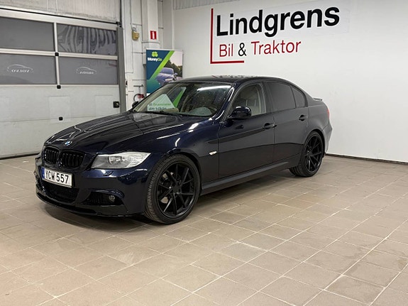 BMW 318d 2 of 10