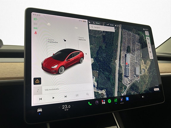 Tesla Model 3 18 of 30