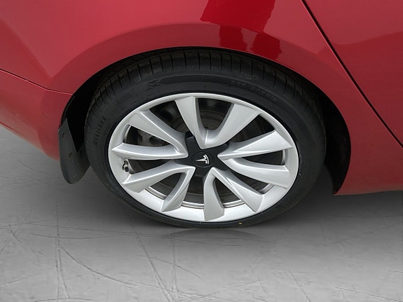 Tesla Model 3 30 of 30