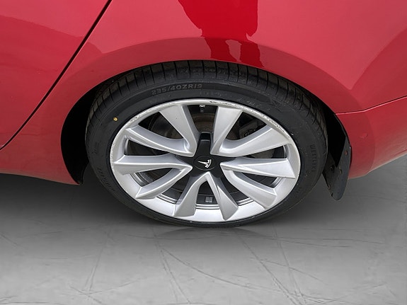 Tesla Model 3 29 of 30