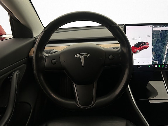 Tesla Model 3 12 of 30