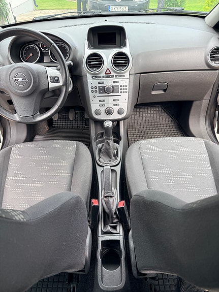 Opel Corsa 7 of 12