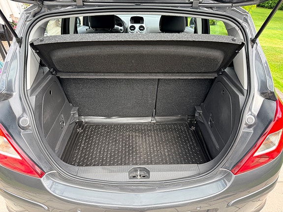 Opel Corsa 9 of 12