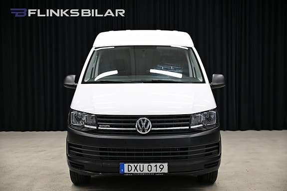 Volkswagen Transporter 14 of 28