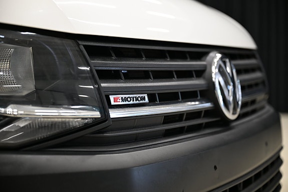 Volkswagen Transporter 12 of 28