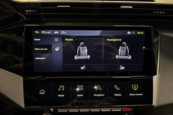 Peugeot 408 22 of 24