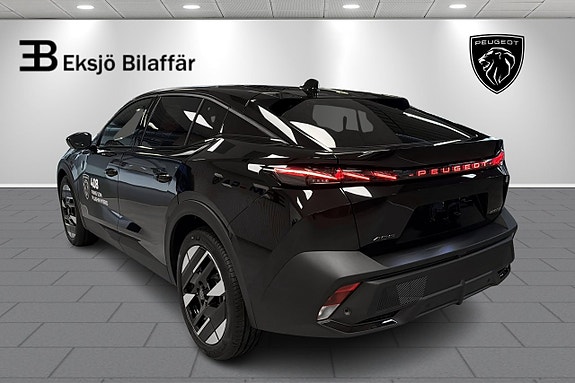 Peugeot 408 8 of 24