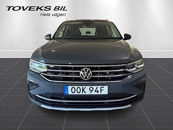 Volkswagen Tiguan 5 of 5