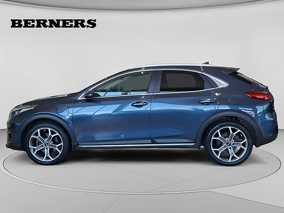 Kia XCeed 2 of 16