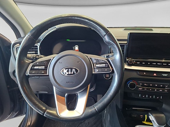 Kia XCeed 12 of 16