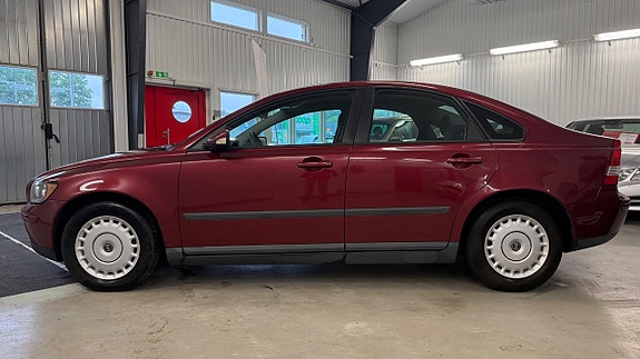 Volvo S40 5 of 5