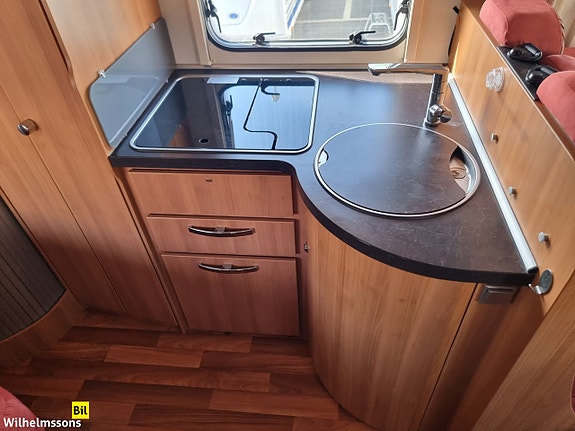 Hymer T 654 CL Exclusive Line FARTHÅLLARE DUBBELSÄNG 11 of 19