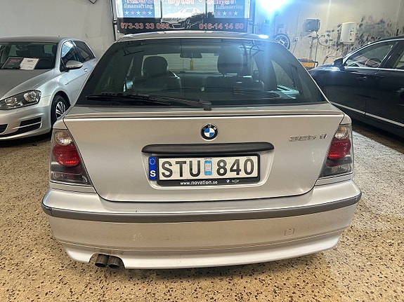 BMW 325Ti 12 of 12