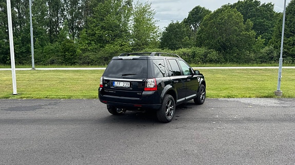 Land Rover Freelander 2 2 of 5