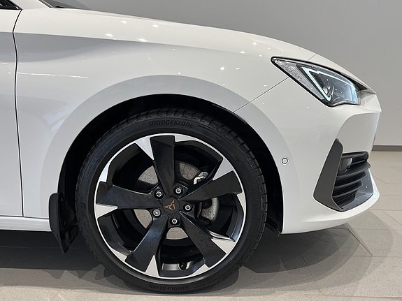 Cupra Leon 4 of 5
