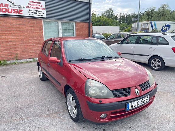 Renault Clio 3 of 5