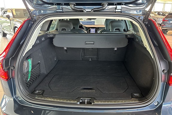 Volvo V60 15 of 18