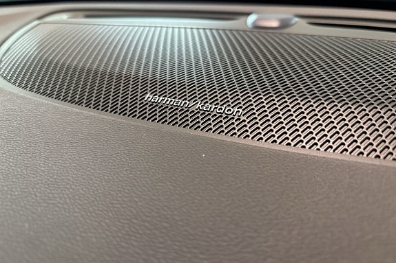 Volvo V60 14 of 18