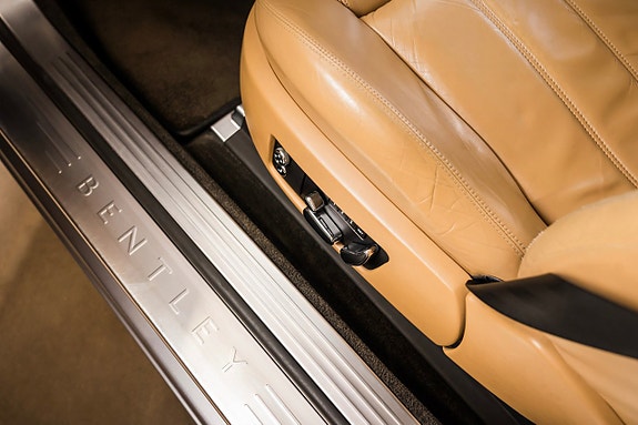Bentley Continental GT 12 of 25