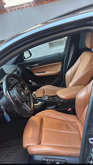 BMW M140i 4 of 5