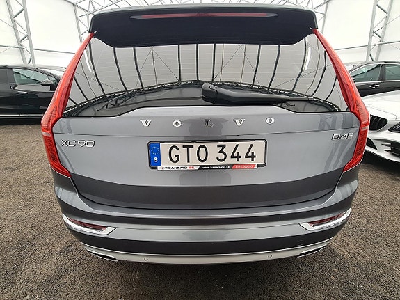 Volvo XC90 6 of 24