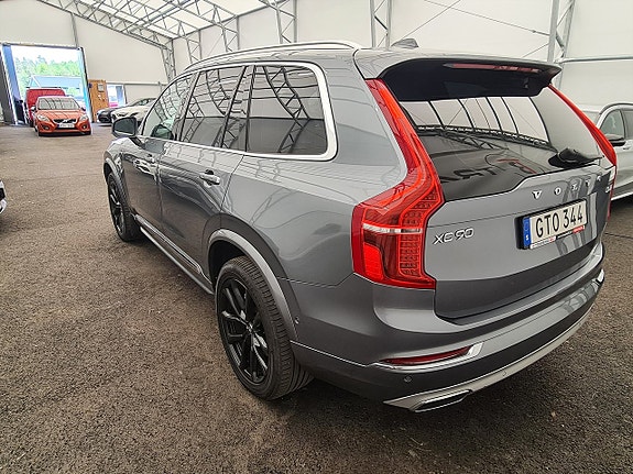 Volvo XC90 7 of 24
