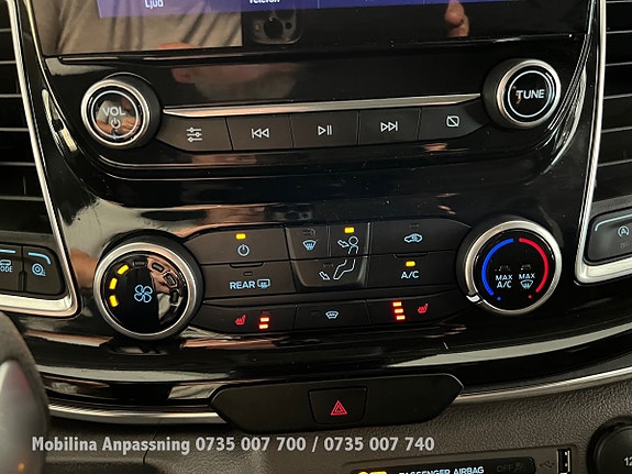 Ford Custom Tourneo 29 of 30