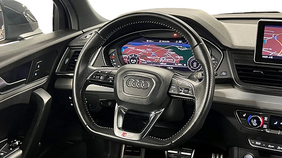 Audi Q5 12 of 27