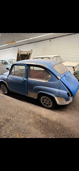 Fiat 600 4 of 5