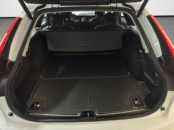 Volvo V90 24 of 25