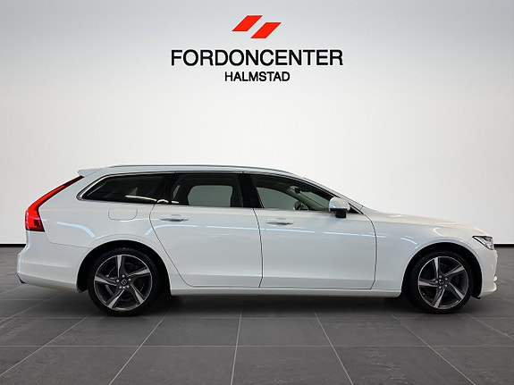 Volvo V90 4 of 5