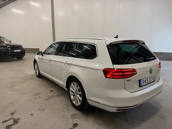 Volkswagen Passat 5 of 5