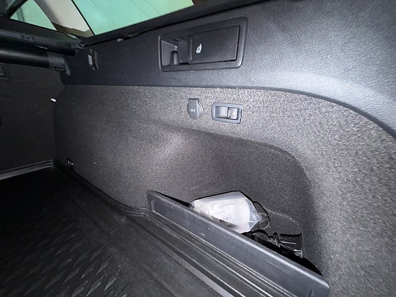 Volkswagen Passat 14 of 30