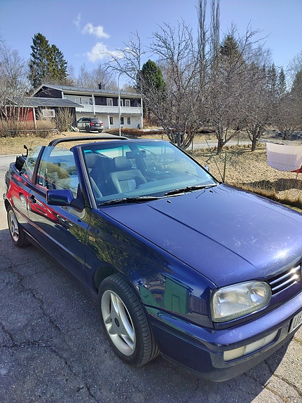 Volkswagen Golf II 2 of 3