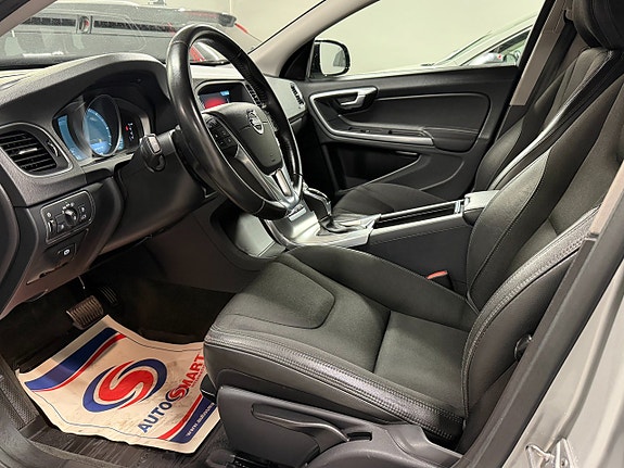 Volvo V60 Cross Country 22 of 27