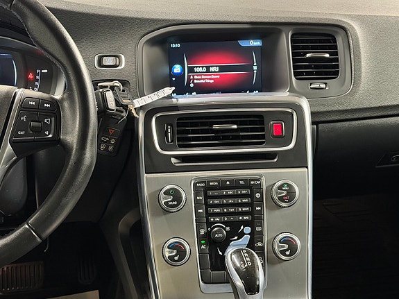 Volvo V60 Cross Country 15 of 27