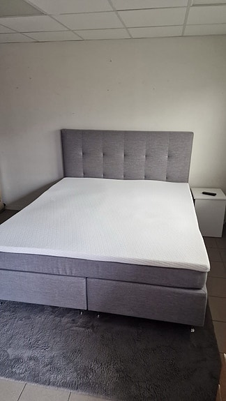 Product image 10 of 12