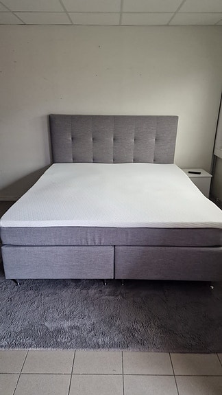 Product image 11 of 12