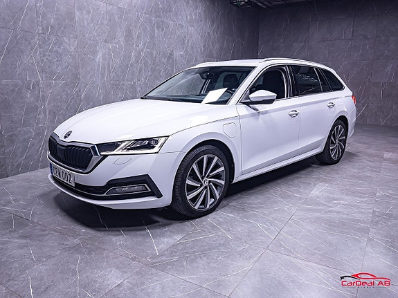 Skoda Octavia 3 of 5