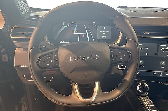 Lynk & Co 01 14 of 21