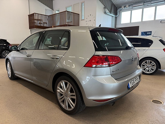 Volkswagen Golf-Serie 4 of 5