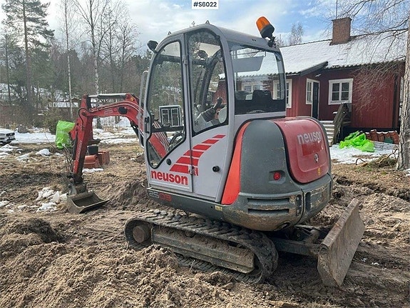 Neuson 2503 RD Minigrävare (194,000:- ex moms) 3 of 24
