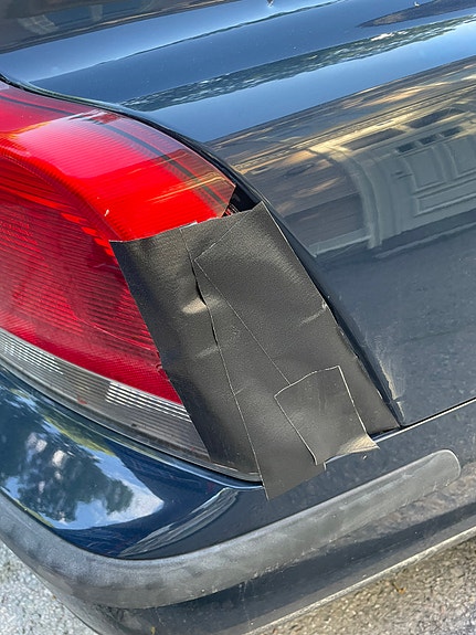 Volvo S60 2 of 5