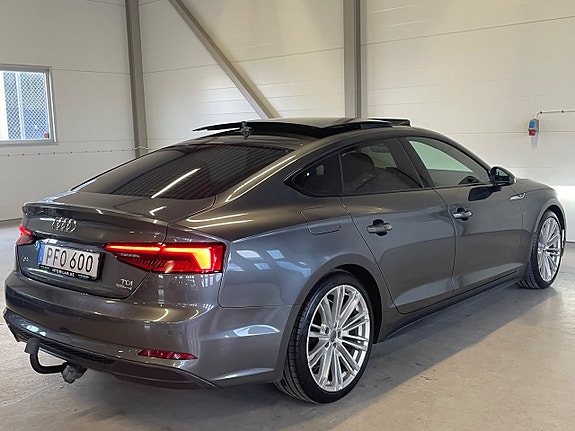 Audi A5 11 of 30