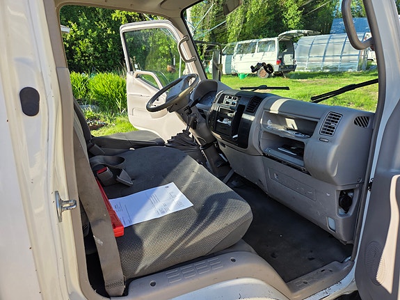 Toyota Dyna 5 of 5