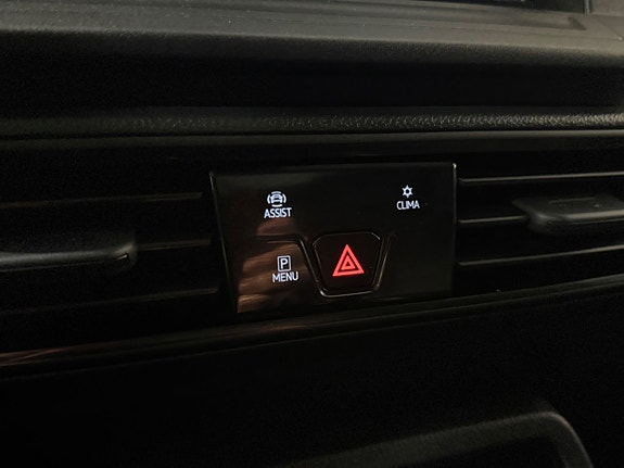 Volkswagen Caddy Maxi 19 of 28