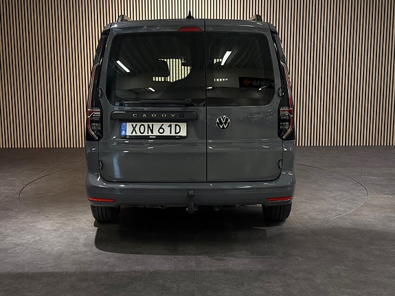 Volkswagen Caddy Maxi 4 of 5
