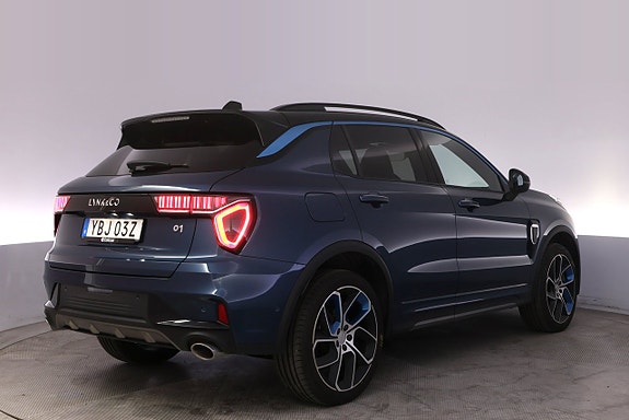 Lynk & Co 01 5 of 27