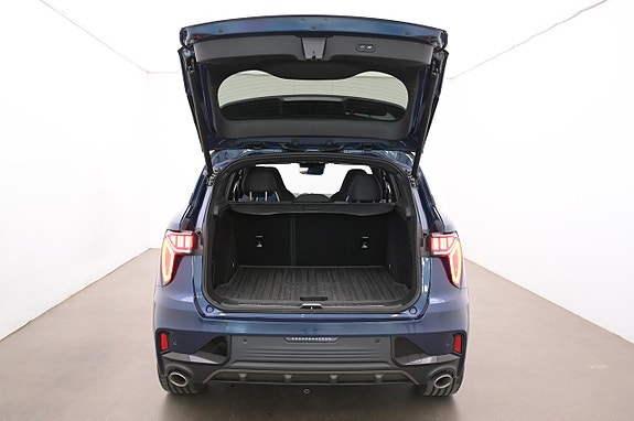 Lynk & Co 01 23 of 27